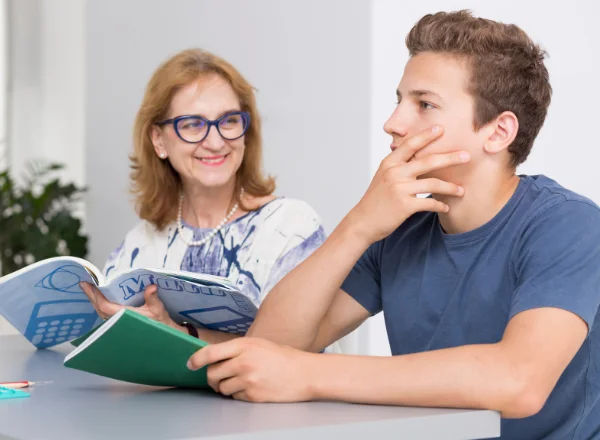 ABC Cours particuliers à Arles soutien scolaire lycée à Arles à Arles